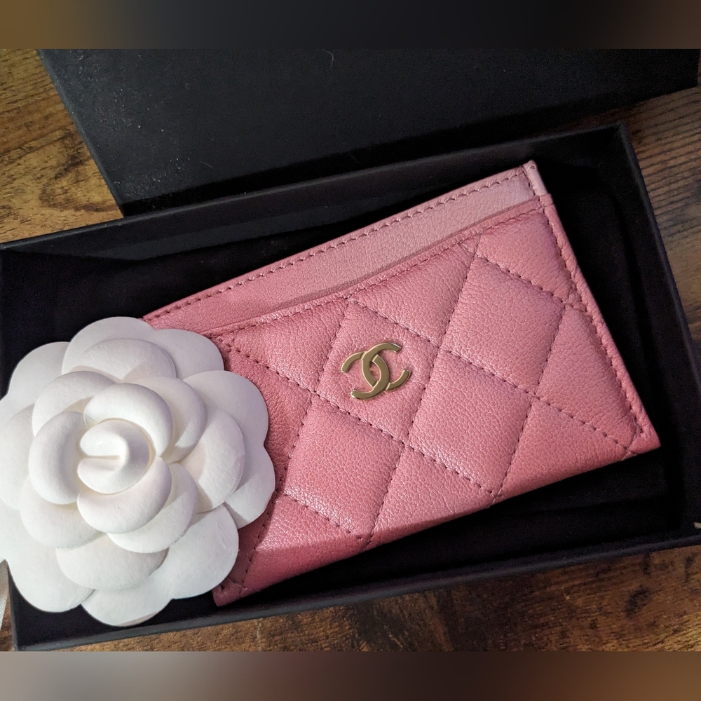 CHANEL 23S Ombre Pink Flats Cardholder